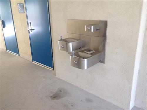 Bottle filling station 
