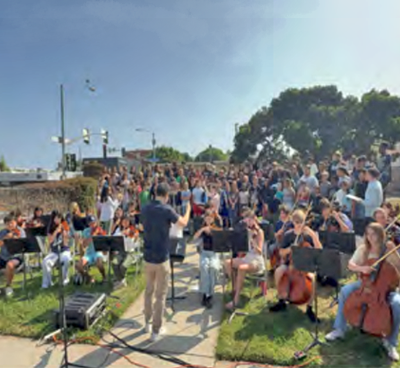  World premiere of Dandelions, original choral-orchestral composition