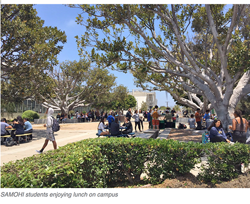Samohi students emjoying lunch on campus 